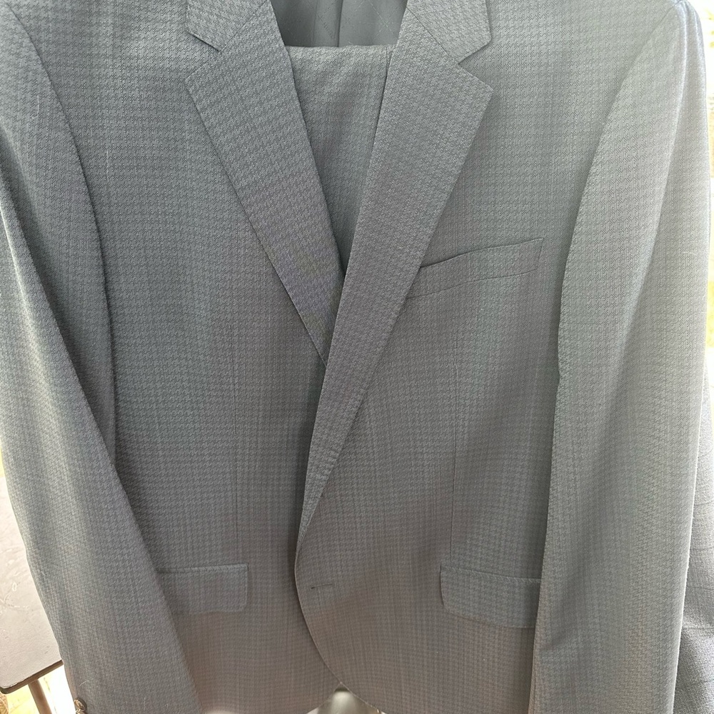 Men's Boss Navy Suit